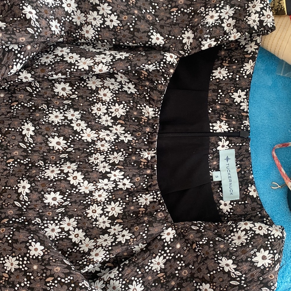TUCKERNUCK blouse - Picture 2 of 6